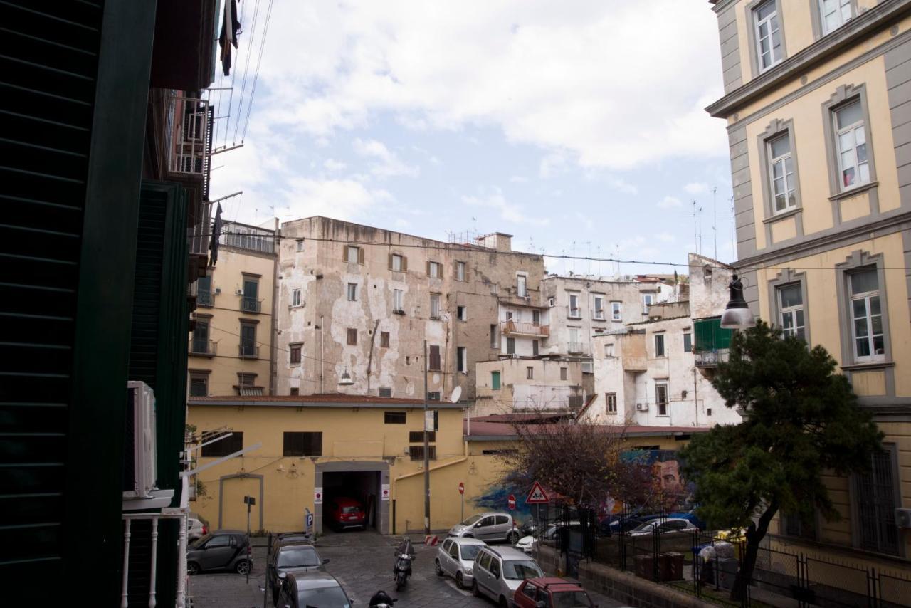 Апартаменты Dreaming Napoli Экстерьер фото